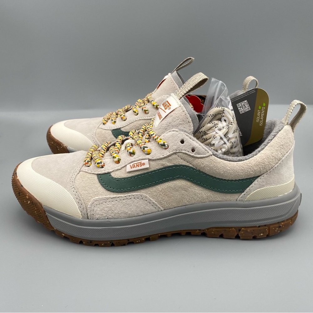 Vans Beige and Green Sneakers - Picture 3 of 16
